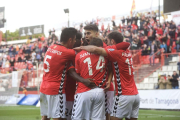 José Naranjo, ara a les files canàries, celebra un gol que va servir per derrotar al Tenerife el 31 de gener del 2016.