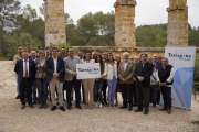 Fotografia de família del Partit Popular de Tarragona en l'acte de presentació de la seva candidatura a les eleccions del 26-M.