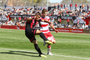 Ángel Bastos, durant un moment del Reus-Granada disputat aquest diumenge a l'Estadi Municipal.