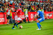 Fali, durant una acció en el partit disputat pel Nàstic contra el Deportivo de la Coruña aquesta temporada. El migcampista podria actuar avui com a central.