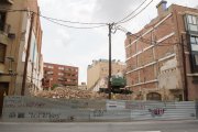 El projecte d'equipament ha fet desaparèixer diversos blocs a la Sang i a la Riera Miró.