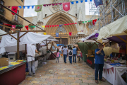 El Mercat Medieval ha hagut de tancar més aviat per les alertes de precipitacions