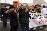 Treballadors del centre hospitalari han tornat a tallar la carretera N-340.