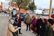 Federico Bardají (amb jaqueta marró) i el director del MHT, Lluis Balart (a la seva dreta).