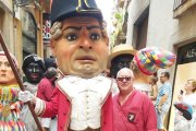 El perpetuador de les festes Jaume Sendra, amb el Nano Capità.