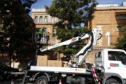 Instal·lació d'emissors al carrer Manuel de Falla.