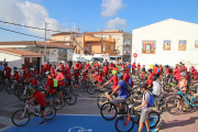 Más de cien ciclistas de todas las edades pedalearon en Roda el pasado domingo.