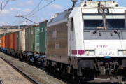 Imatge d'arxiu d'un tren de mercaderies de Renfe.