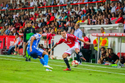 Abrahám Minero, durant una acció en el Nàstic-Deportivo d'aquesta temporada.