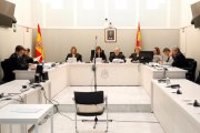 Imatge general de la sala de vistes de l'Audiència Nacional, amb el tribunal que jutjarà Trapero.