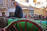 'Quec' a sobre d'un carruatge durant uns Tres Tombs de Sant Antoni.