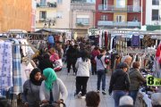 Una imatge dels marxants del Mercat del Carrilet.