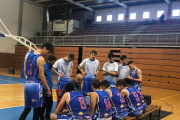 Pep Garcia, durant un partit donant instruccions als seus jugadors, al pavelló del Serrallo.