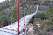 Imatge del pont penjant del Crespi de Bítem, Tortosa.