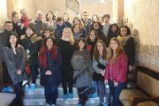 Fotografia de grup dels directors i tècnics de les oficines de l'Agència Catalana de Turisme a l'exterior que han visitat Reus.