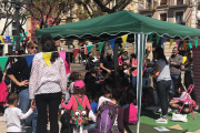 Imatge dels més petits al Tastet de Sant Jordi.