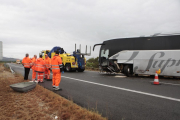 Imatge d'efectius treballant al lloc de l'accident.