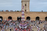 La Jove de Tarragona va estrenar els galons de nou al Castell de Montjuïc.