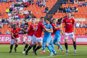 Un dels instants del Nàstic-Valencia Mestalla, el darrer duel disputat al Nou Estadi aquest any.