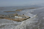 Pla aeri de la zona del Delta completament inundada.