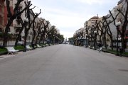 La Rambla Nova de Tarragona buida.