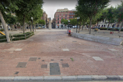 L'associació descarta que la plaça sigui ocupada per més d'una atracció de fira.