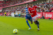 Pol Prats, durant una acció en el partit disputat contra el Llagostera al Nou Estadi la 2019-20.