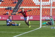 Fran Carbia celebrant un dels gols en el partit d'avui