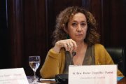 Pla mitjà de la consellera de Justícia, Ester Capella, compareixent en comissió al Parlament.