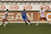 Joan Oriol, durant el partit que el Nàstic va disputar a l'Hospitalet aquest dissabte (0-0).