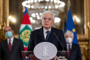 El president de la República d'Itàlia, Sergio Mattarella, parla des del palau del Quirinale, a Roma.