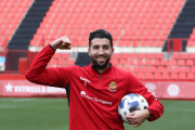 Marc Trilles, en el Nou Estadi, donde espera triunfar esta temporada con la camiseta del Nàstic y donde quiere demostrar de qué es capaz.