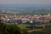 Vista general de Vilafranca del Penedès, des d'una muntanya propera.