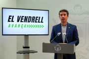 L'alcalde del Vendrell, Kenneth Martínez, presentant el projecte.