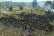 El incendio se ha declarado detrás de la Cepsa.