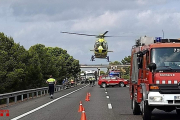 Imatge de l'accident a l'AP-7 al seu pas per l'Ampolla.