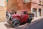 L'aigua de Sant Magí va arribar al Portal del Carro transportada per un cotxe d'època.