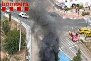 Crema un camió que transportava mobles a la Bisbal del Penedès