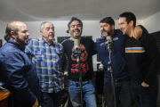 Los componentes de Stromboli Jazz Band en el estudio Amanita de Constantí.