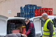 Una trentena de persones són voluntàries al Banc dels Aliments.