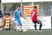 Joan Oriol no va poder acabar el partit contra el Vilafranca i els metges estudien l'abast de la lesió.