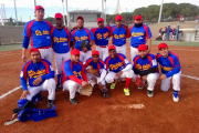 Els membres de l'equip de softbol del Vila-seca Gladiators de la divisió Sènior Màsters.