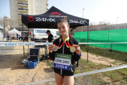 Júlia Suárez amb les dues medalles després del campionat.