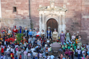 Imatge d'arxiu d'una cercavila gegantera a Prades.