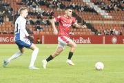 Andy Escudero durant l'últim partit que va jugar al Nou Estadi contra el Sabadell.