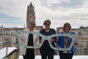 Montserrat Caelles, Teresa Pallarès y Mariluz Caballero, en la Terrassa Gaudí.