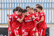 La efectividad y saber sufrir dan la victoria en el Nàstic (1-2)