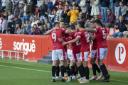 Los jugadores del Nàstic celebrando el gol de Guillermo contra el Osasuna Promesas en el Nou Estadi.