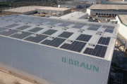 Imagen de las placas solares que ha instalado B. Braun en la planta de Santa Oliva.