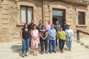 Els integrants del nou equip de govern de l'Ajuntament de Calafell.